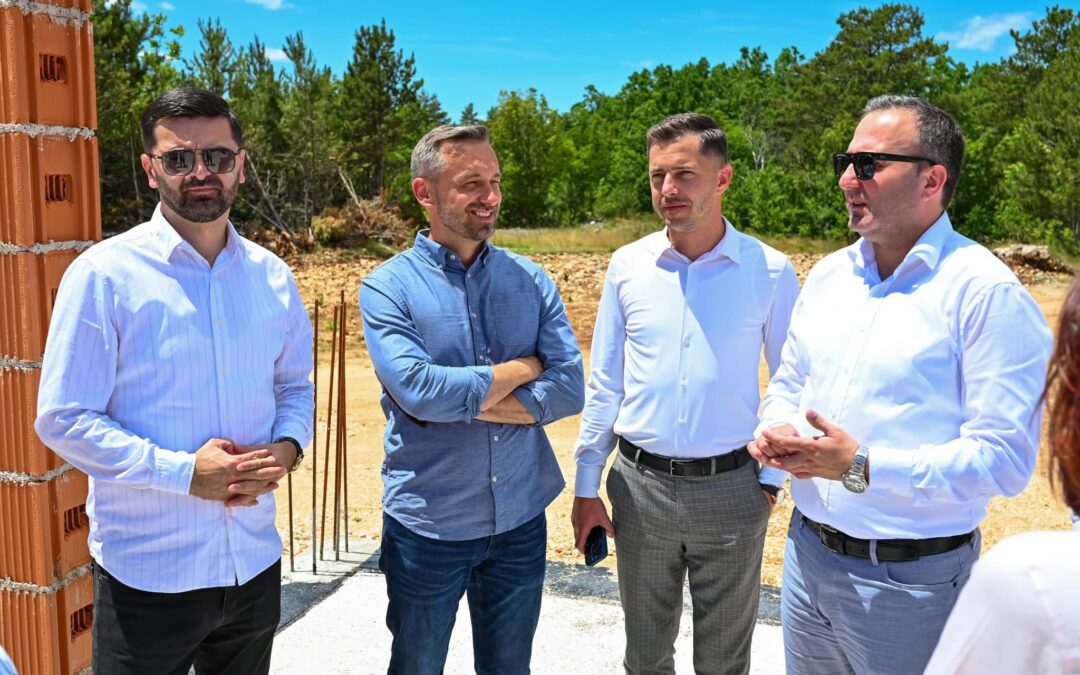 Ministar Piletić u Posušju posjetio gradilište Edukacijsko-rehabilitacijskog centra za djecu i mlade s poteškoćama u razvoju
