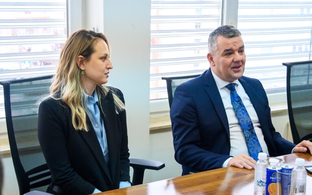 Državna imovina u fokusu sastanka u Posušju.   Ministar Davor Bunoza: Suradnja svih razina vlasti ključ je rješenja